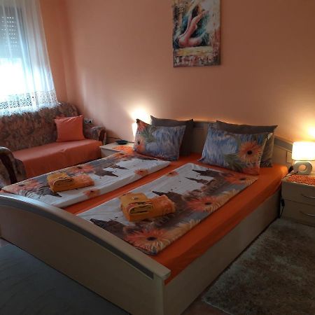 Apartment Nela Nisz Zewnętrze zdjęcie