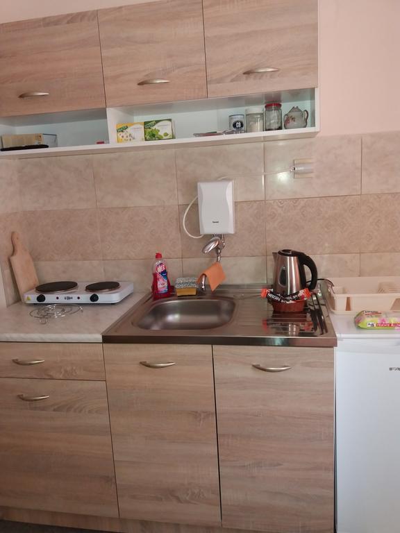 Apartment Nela Nisz Zewnętrze zdjęcie