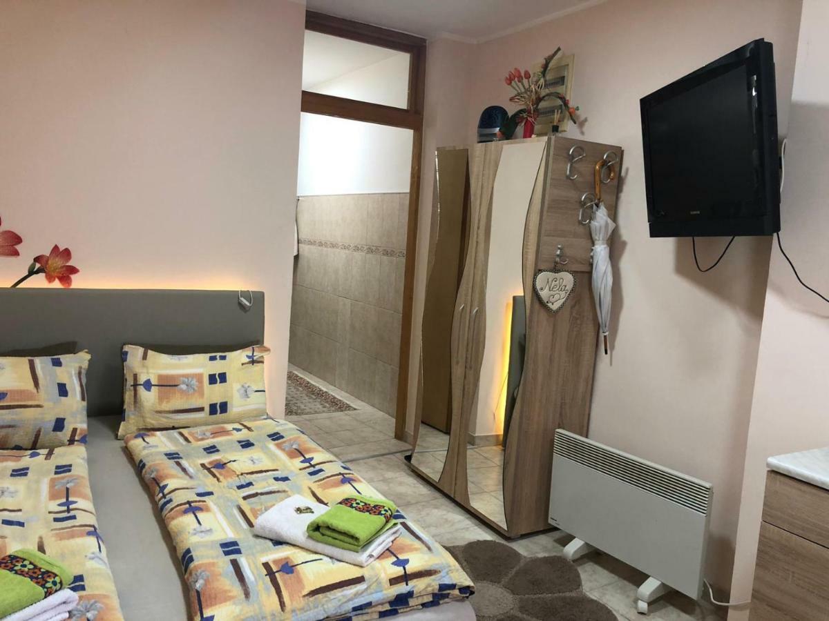 Apartment Nela Nisz Zewnętrze zdjęcie