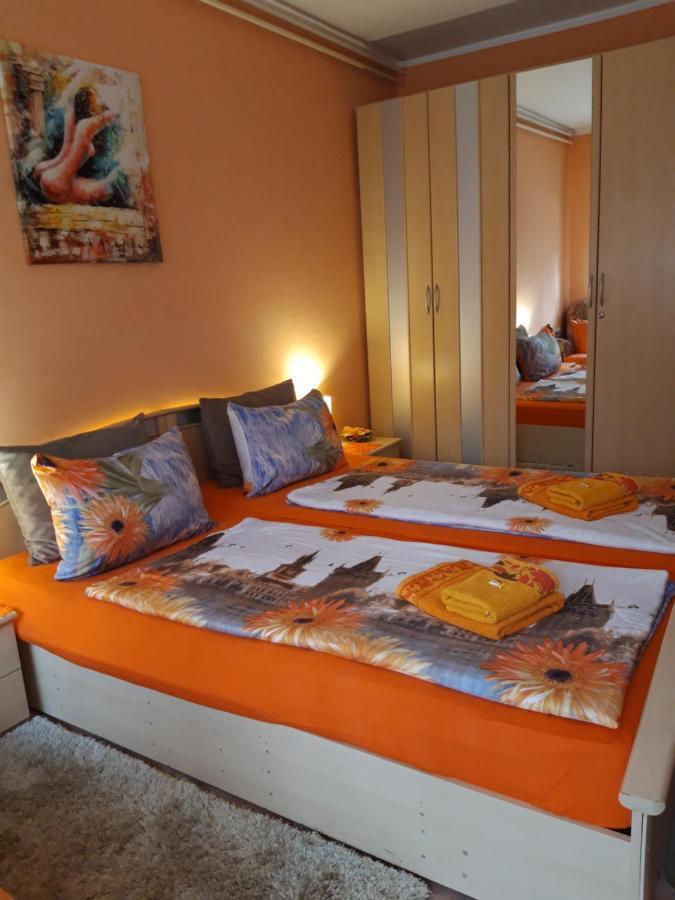 Apartment Nela Nisz Zewnętrze zdjęcie